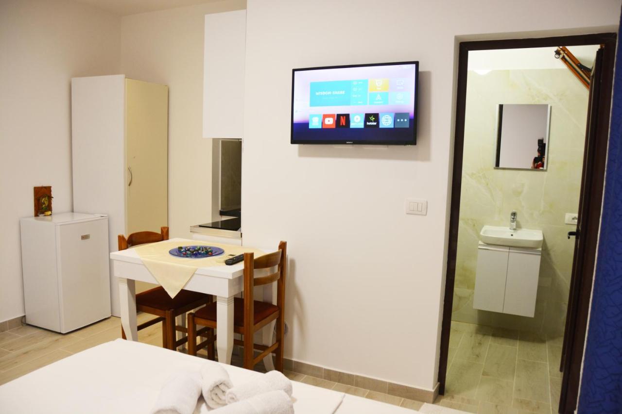 Mico'S Apartments Vlorë Eksteriør billede