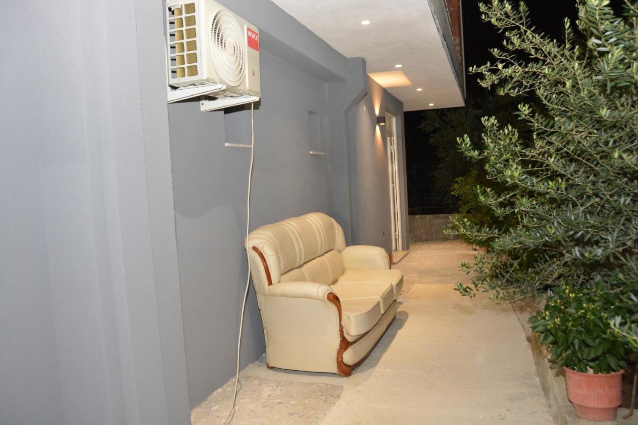Mico'S Apartments Vlorë Eksteriør billede