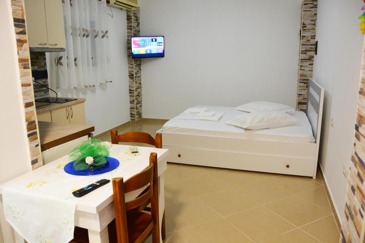 Mico'S Apartments Vlorë Eksteriør billede